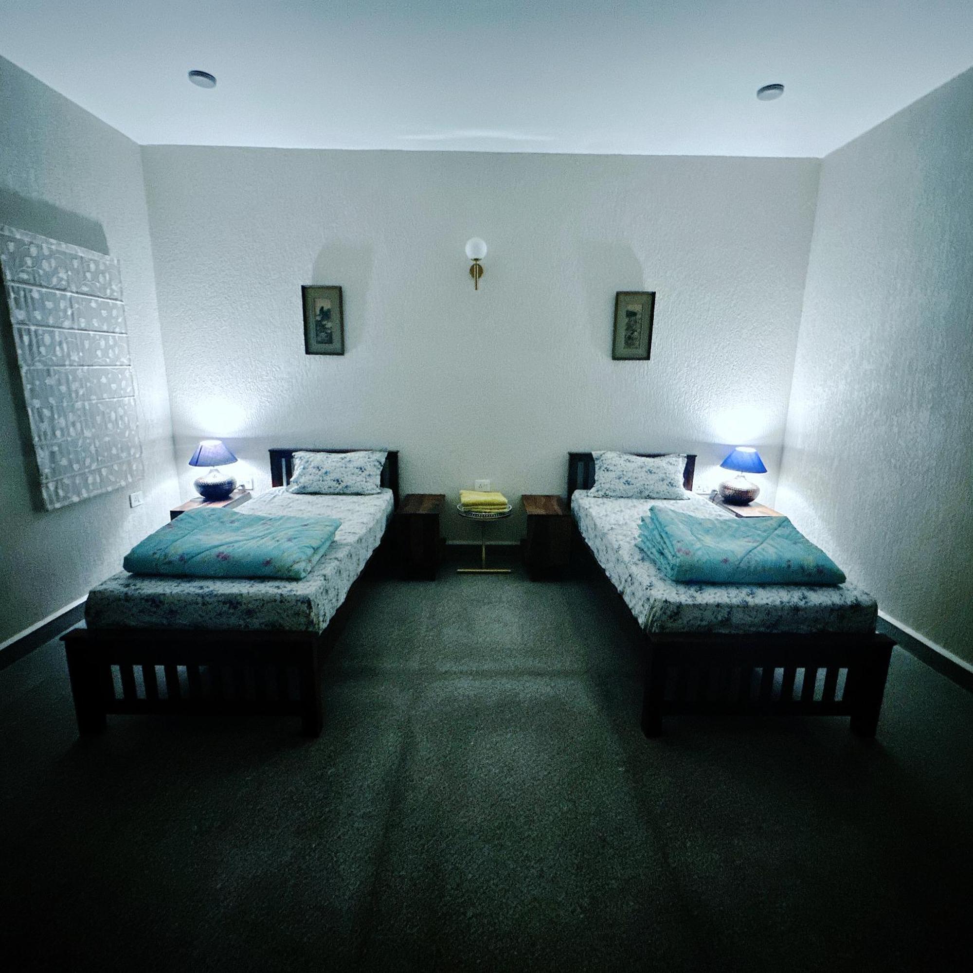 Vraj Vilas Vrindavan Luaran gambar
