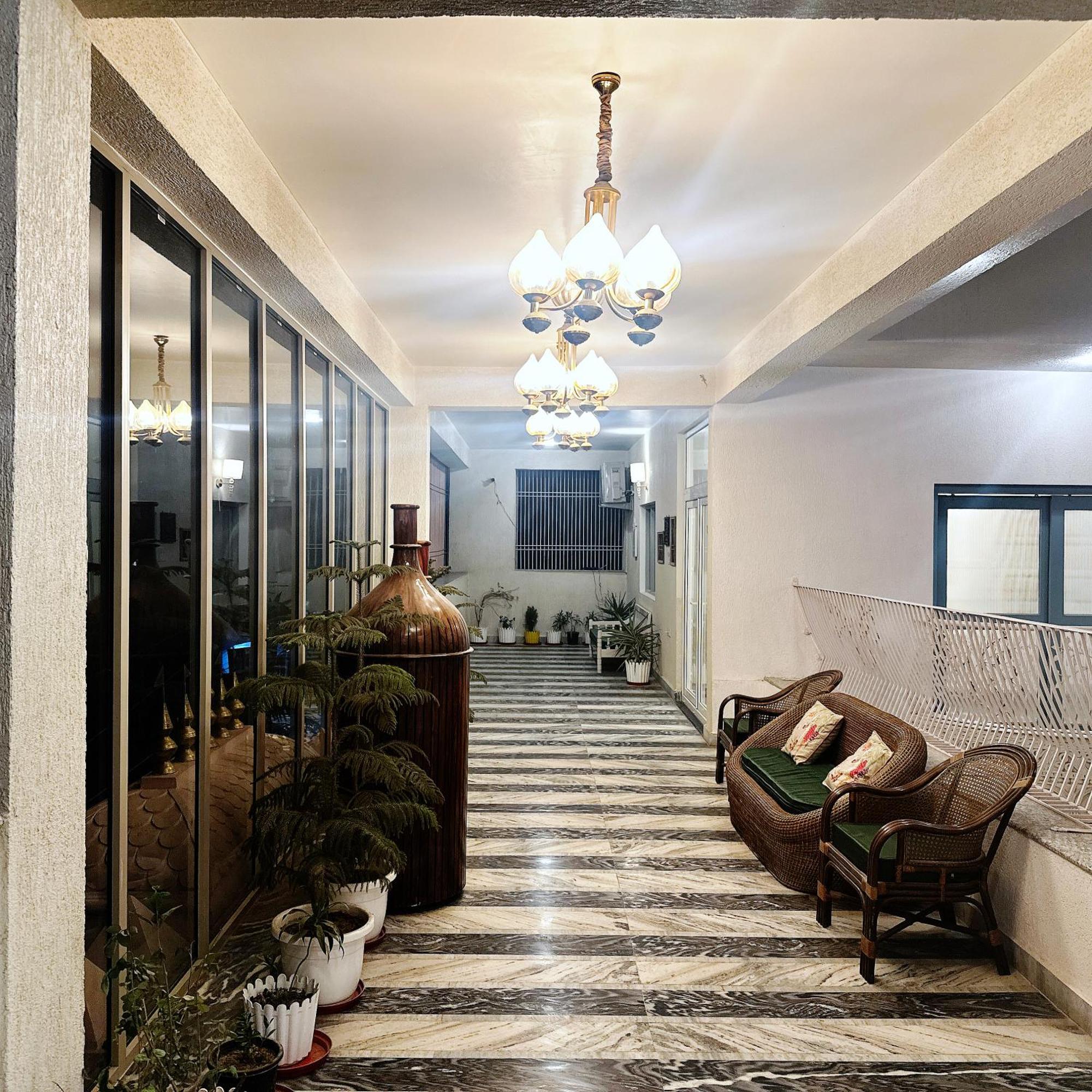 Vraj Vilas Vrindavan Luaran gambar