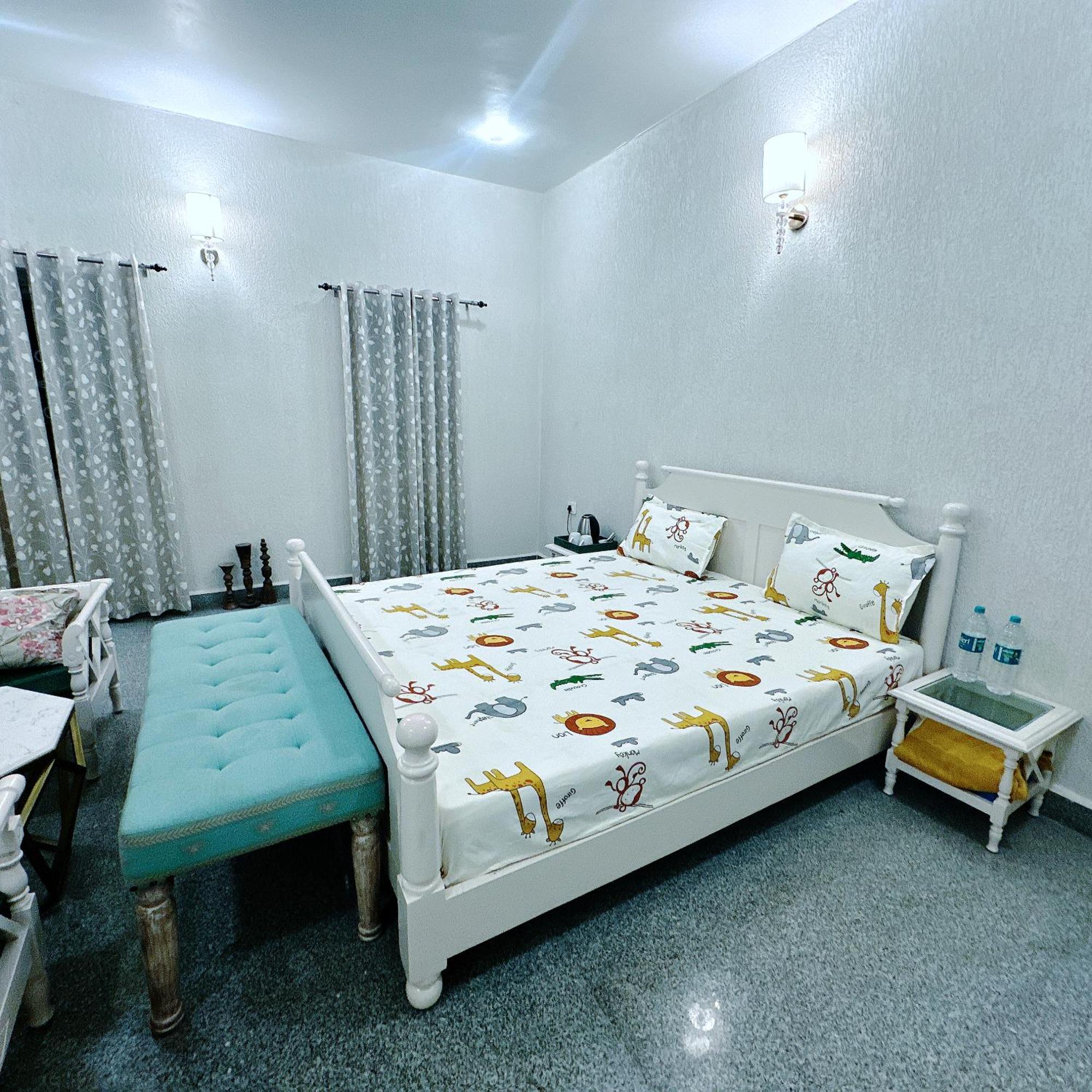 Vraj Vilas Vrindavan Luaran gambar