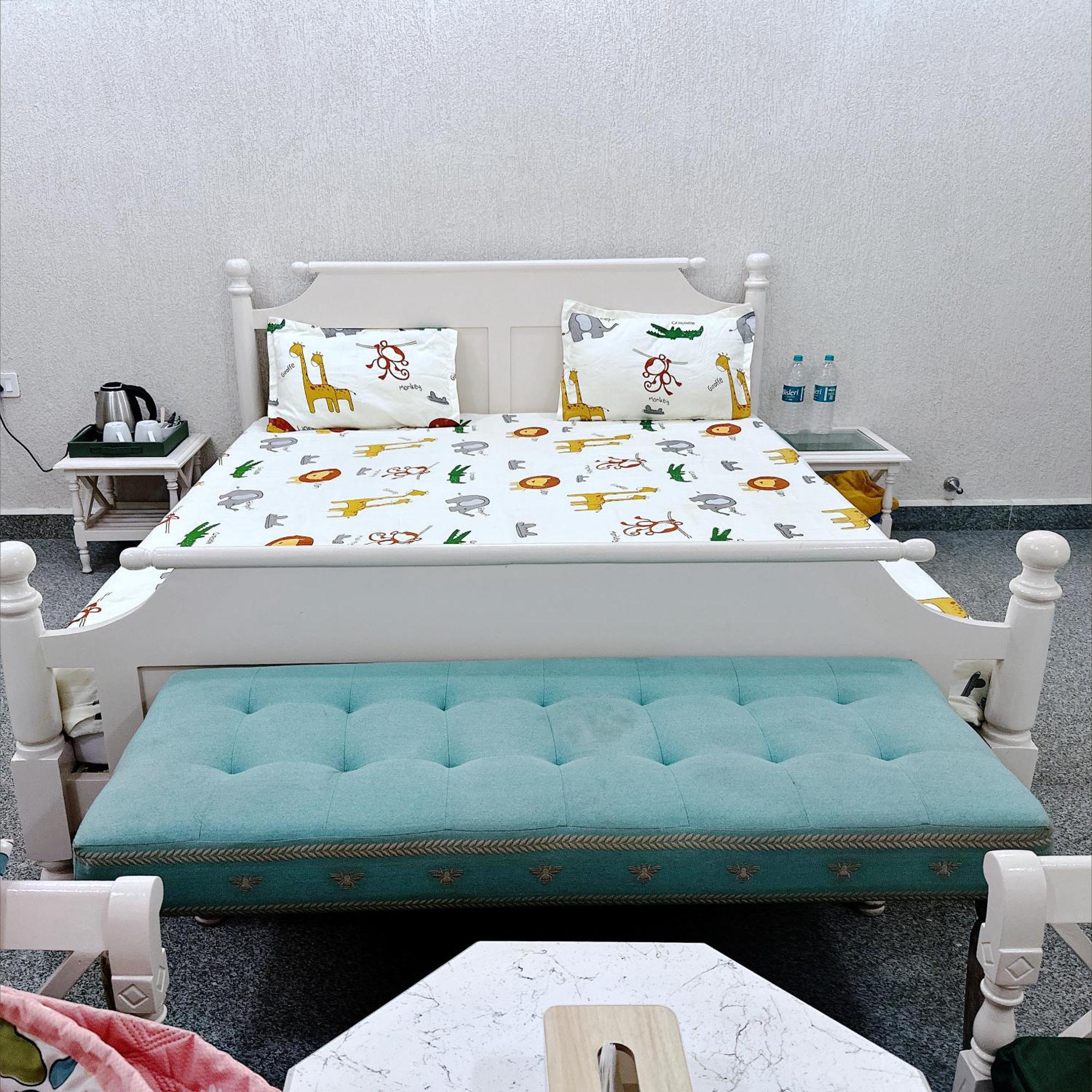 Vraj Vilas Vrindavan Luaran gambar